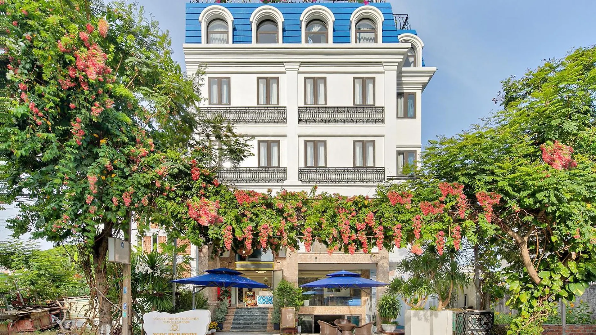 Ngoc Bich Hotel Da Nang contacts